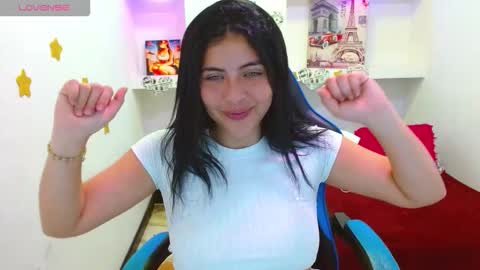 Snapshot of _luna_torres chatting on 01-14-26, 01:39 luna torres online show from 01-14-26, 01:39