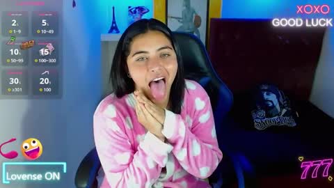 luna torres online show from 05-12-26, 02:25