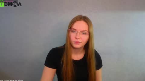 Snapshot of _lysafeta_ chatting on 02-01-25, 08:18 Welcome guys  Pleasure to see you all here  My name is Lysafeta and MichaelaTip menu is active Private is open  online show from 02-01-25, 08:18