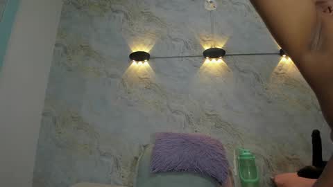 Snapshot of _maddy_miller chatting on 01-09-25, 12:30 Maddy online show from 01-09-25, 12:30
