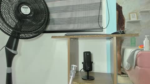 Snapshot of _maddy_miller chatting on 01-14-25, 05:56 Maddy online show from 01-14-25, 05:56