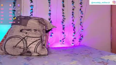 Snapshot of _maddy_miller chatting on 03-09-26, 11:03 Maddy online show from 03-09-26, 11:03