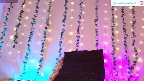Snapshot of _maddy_miller chatting on 03-12-26, 11:05 Maddy online show from 03-12-26, 11:05