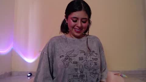 Snapshot of _maiahairy_ chatting on 01-25-25, 04:24 Maia online show from 01-25-25, 04:24