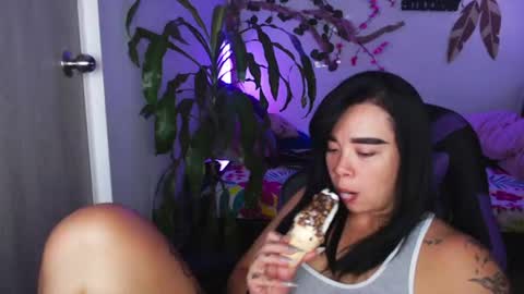 Marce  online show from 06-12-26, 11:03
