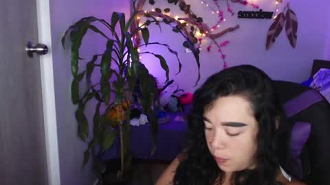 Marce  online show from 06-18-26, 01:06