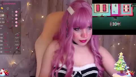 Kira online show from 12-24-24, 12:55