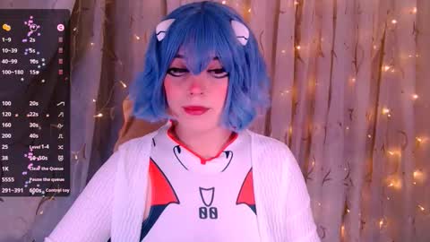 Kira online show from 10-22-25, 08:36