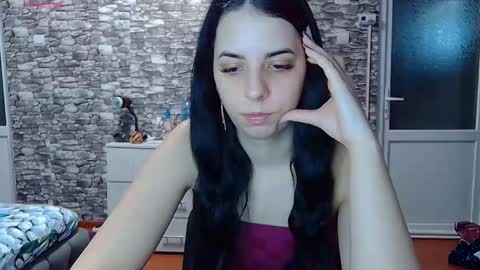 Snapshot of _mari___ chatting on 02-10-26, 08:40 Mari online show from 02-10-26, 08:40