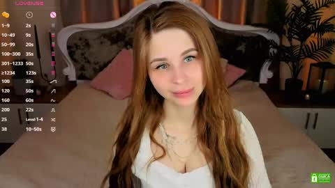 Eva  online show from 05-18-26, 04:07