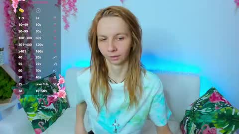 Scarlett online show from 05-16-26, 11:53