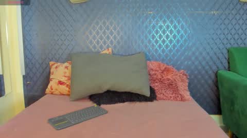 Snapshot of _maria_foxx_ chatting on 11-20-25, 06:18 Maria online show from 11-20-25, 06:18