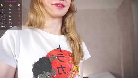  Gwen  online show from 09-10-25, 02:55