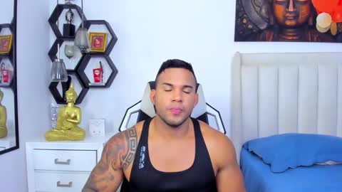 _matthew_santos_ online show from 10-08-25, 11:13