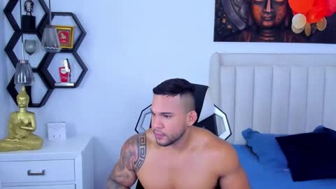 _matthew_santos_ online show from 11-10-25, 09:36