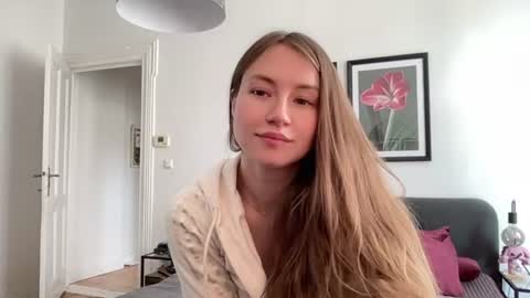 Snapshot of _mavka chatting on 07-05-26, 02:35 Elisa online show from 07-05-26, 02:35