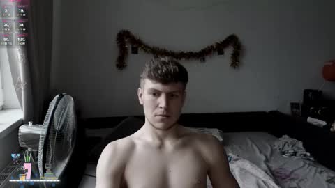 Snapshot of _medaed20_ chatting on 03-08-26, 03:05 Medaed20 online show from 03-08-26, 03:05