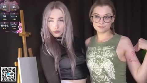 Elva and Kate  online show from 09-11-25, 06:02