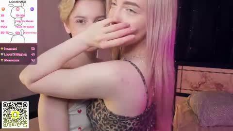 Elva and Kate  online show from 06-23-26, 07:17