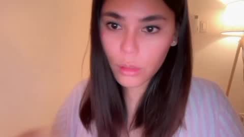 Snapshot of _meganvalle chatting on 06-12-26, 11:31 Megan online show from 06-12-26, 11:31