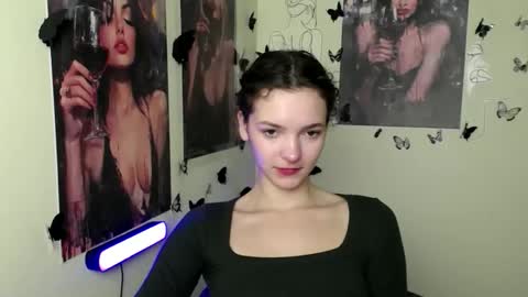 Susie online show from 10-19-25, 06:47