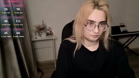 Snapshot of _meow_neko_ chatting on 07-15-26, 08:36 _meow_neko_ online show from 07-15-26, 08:36
