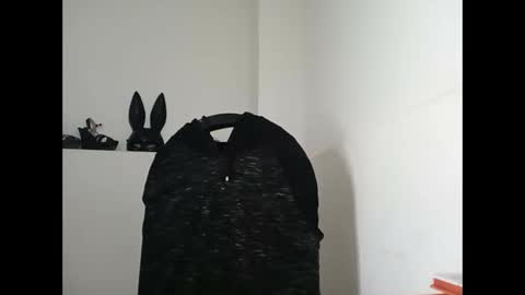 Snapshot of _mia_foster1 chatting on 02-03-25, 01:52 Mia-foster online show from 02-03-25, 01:52