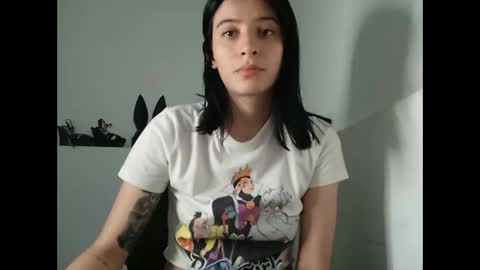 Snapshot of _mia_foster1 chatting on 02-06-25, 12:43 Mia-foster online show from 02-06-25, 12:43