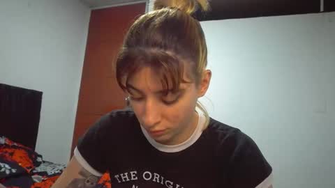 Mia-foster online show from 03-31-26, 01:51