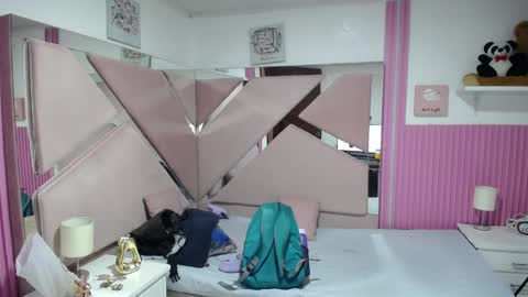  Mia  online show from 04-07-26, 12:38