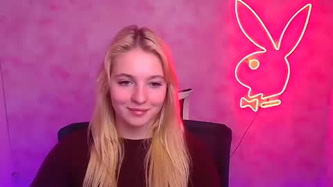 Melanie online show from 02-06-25, 01:10