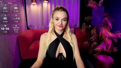 Mila online show from 06-13-26, 01:53