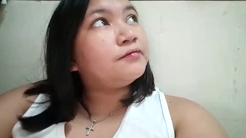 Snapshot of _milkytitsmomxx_ chatting on 12-22-25, 03:03 _milkytitsmomxx_ online show from 12-22-25, 03:03