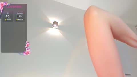 Snapshot of _milli_sun chatting on 01-10-26, 05:42 Kim online show from 01-10-26, 05:42