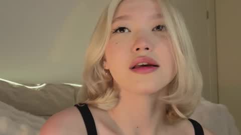 Snapshot of _milli_sun chatting on 01-15-26, 05:12 Kim online show from 01-15-26, 05:12