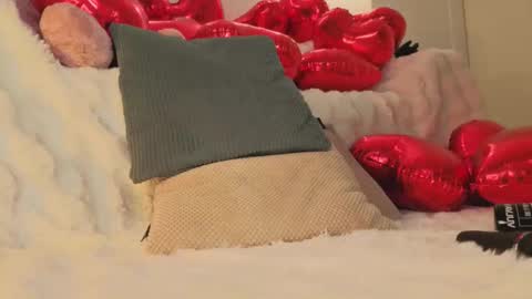 Snapshot of _milli_sun chatting on 02-08-26, 05:11 Kim online show from 02-08-26, 05:11