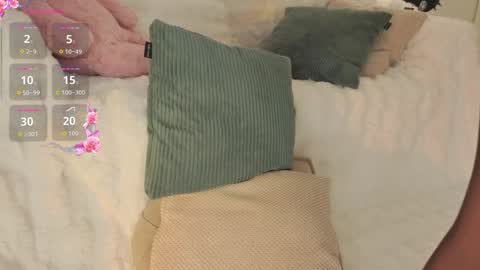 Snapshot of _milli_sun chatting on 02-19-26, 05:14 Kim online show from 02-19-26, 05:14