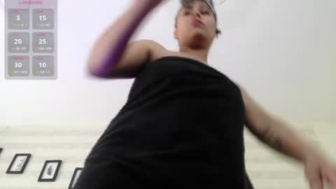 _milu23_ online show from 07-28-26, 08:52