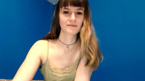 Boo online show from 12-21-25, 01:18