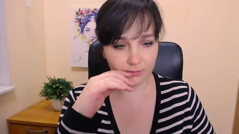 Miranda online show from 02-04-25, 01:48