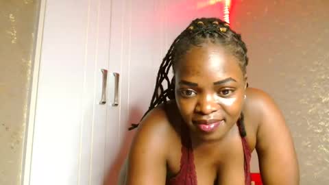 Snapshot of _mirandah chatting on 11-08-25, 11:47 Mirandah online show from 11-08-25, 11:47