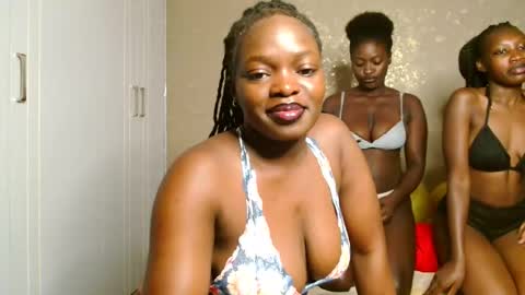 Mirandah online show from 11-17-25, 03:40