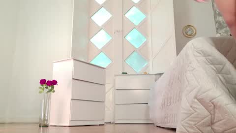 _miss_alexxxa online show from 05-18-26, 07:41