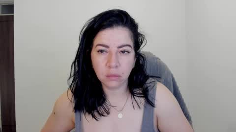 _miss_coco_ online show from 10-12-25, 11:20