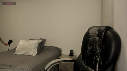 _miss_coco_ online show from 11-30-25, 09:57