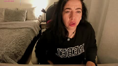 _miss_coco_ online show from 04-11-26, 02:16