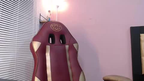 Hinata 3 online show from 01-27-25, 08:07