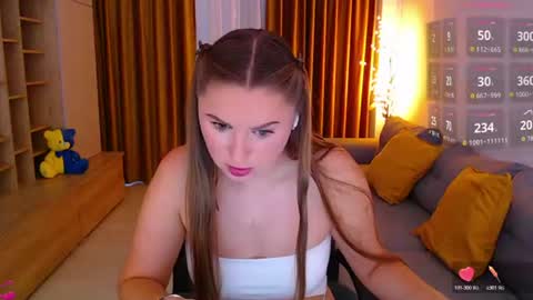 Mia online show from 07-25-26, 05:16