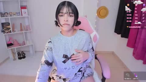 Snapshot of _misshoneyxx chatting on 02-12-25, 02:56 Hanna Idependent Model online show from 02-12-25, 02:56