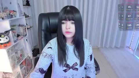 Snapshot of _misshoneyxx chatting on 10-14-25, 04:35 Hanna Idependent Model online show from 10-14-25, 04:35